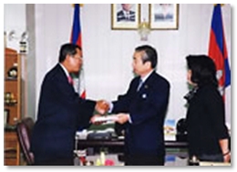 カンボジア王国フン・セン首相と